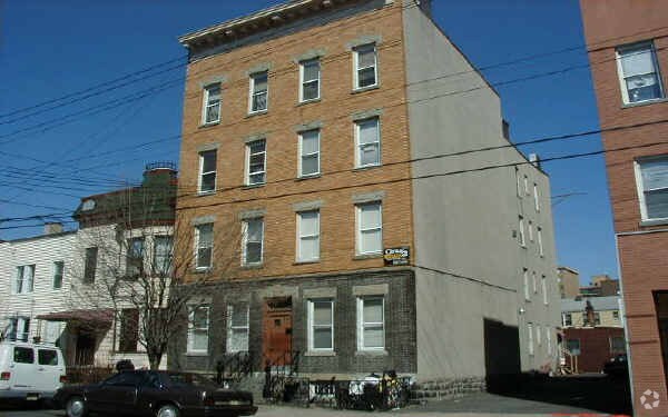 Foto del edificio - 304 43rd St