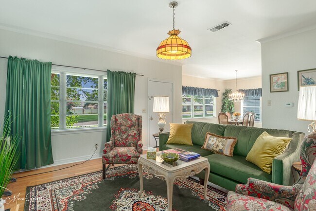 Foto del edificio - 951 Sheridan Ave
