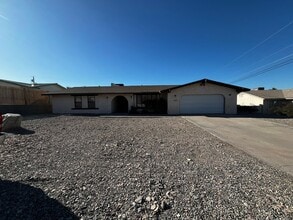 Building Photo - 395 Corvair Dr