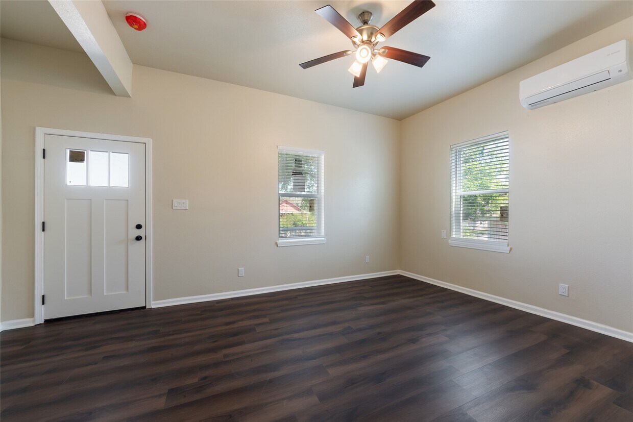 Foto del edificio - 2127 Avenue O