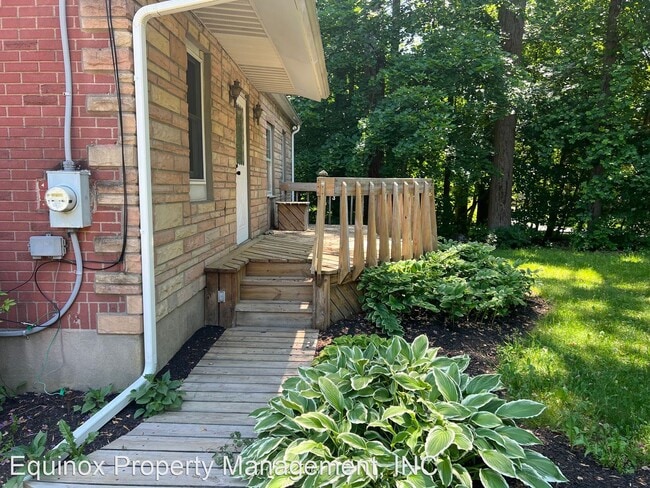 Building Photo - 3 br, 1 bath House - 81 Dickert Road