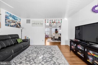 Building Photo - 9262 Byrd Dr