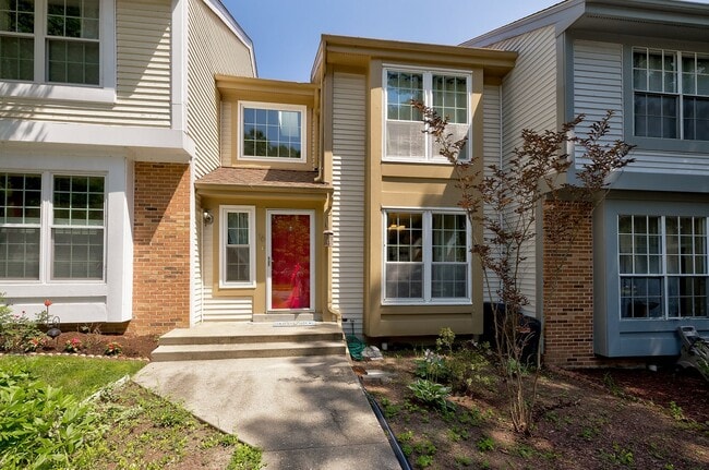 Building Photo - 16 Casino Ct