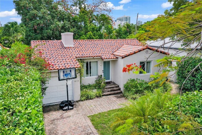 Foto del edificio - 419 SW 30th Rd