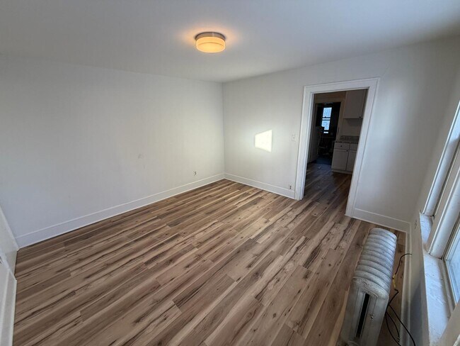 Foto del edificio - 3449 N Oketo Ave