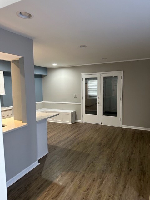 Foto del edificio - 614 Bay Tree Ct