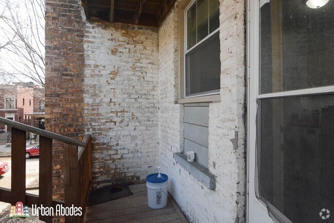 Building Photo - 3716 N Hoyne Ave