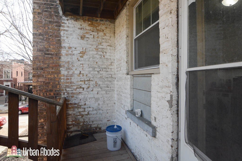 Foto principal - 3716 N Hoyne Ave