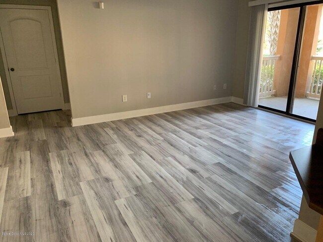 Building Photo - 6460 Borasco Dr