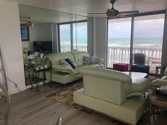 Building Photo - 1575 Ocean Shore Blvd