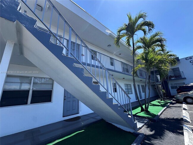 Foto del edificio - 30 SE 4th Ave