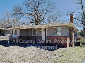 Building Photo - 929 49th St