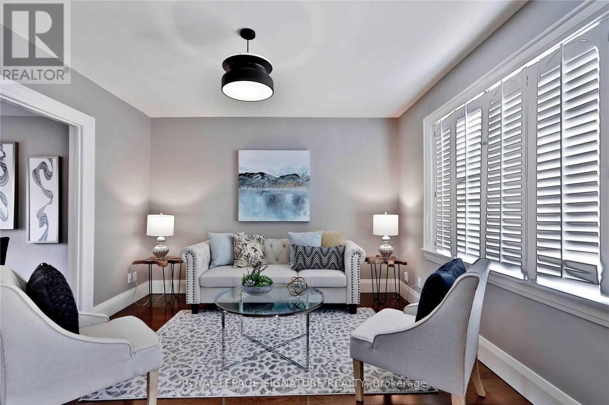 Photo principale - 372 Roehampton Ave