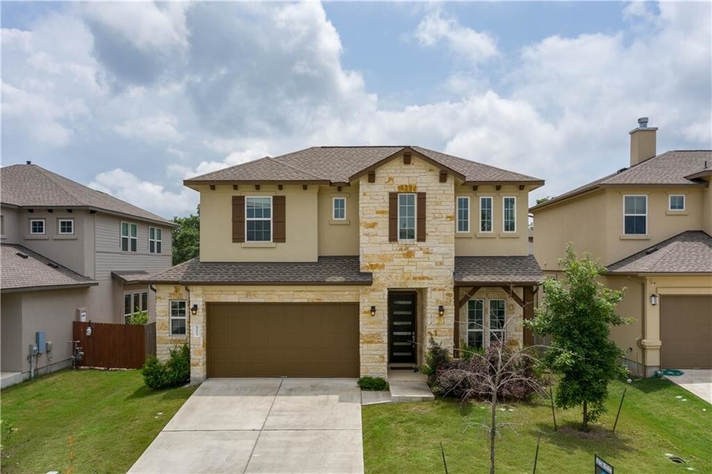 Foto principal - 5213 Rain Lily Dr
