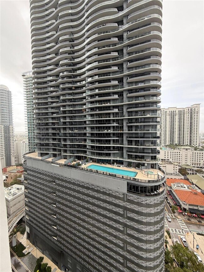 Foto del edificio - 1010 Brickell Ave