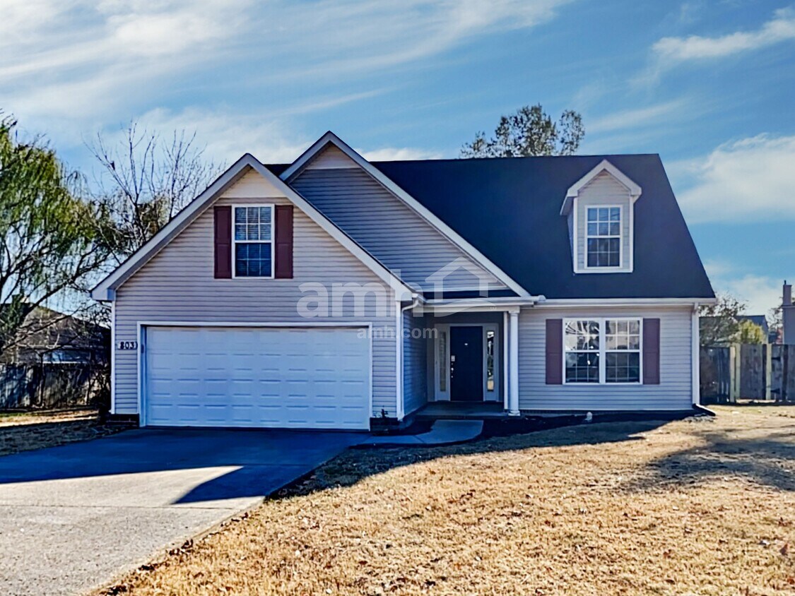 Foto principal - 803 Buckhaven Dr