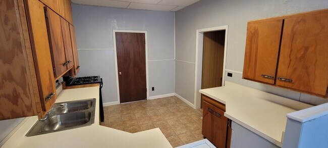 Building Photo - 218 N 11th Street Unit A/B - JRE