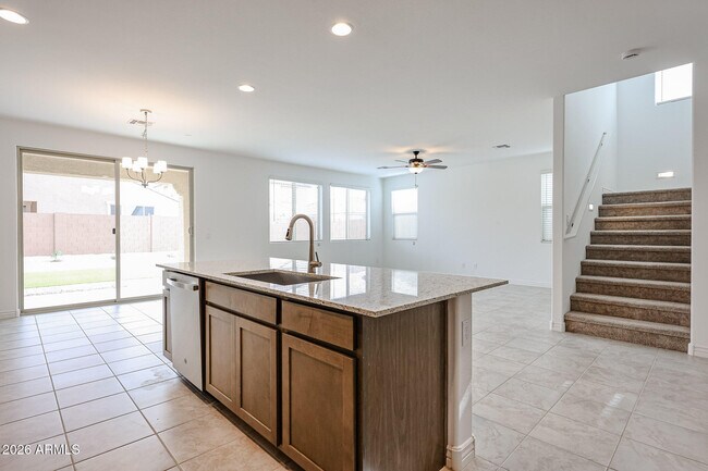 Foto del edificio - 14758 W Smoketree Dr