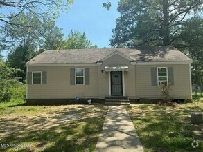 Building Photo - 131 Grandview Cir