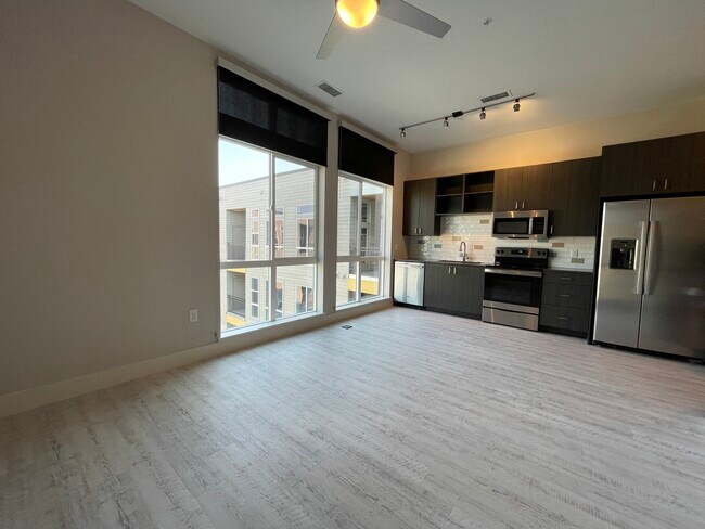 Building Photo - 2500 Walnut St