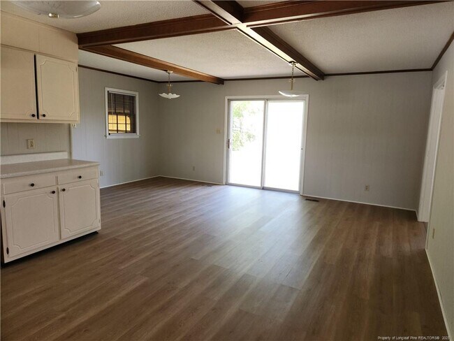 Building Photo - 5318 Sierra Ct