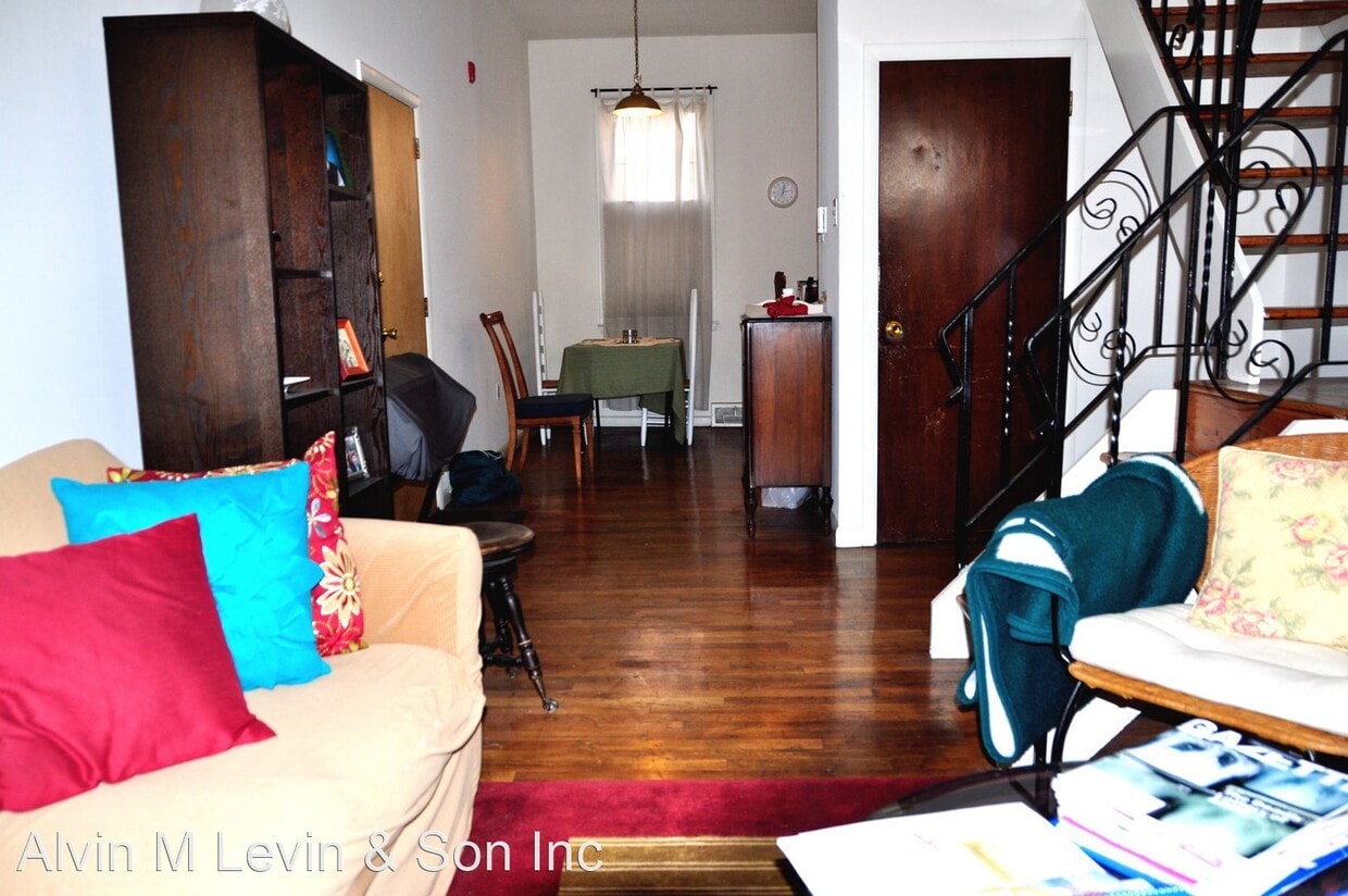 Primary Photo - 1246 Lombard St