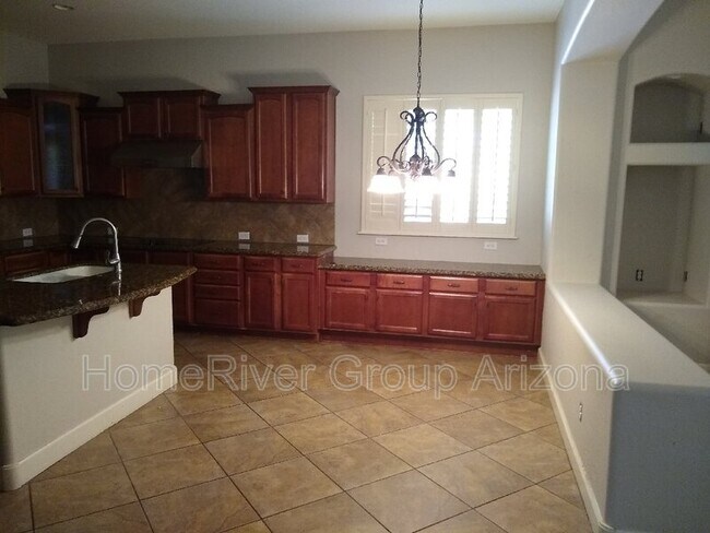 Building Photo - 17953 W Willow Dr