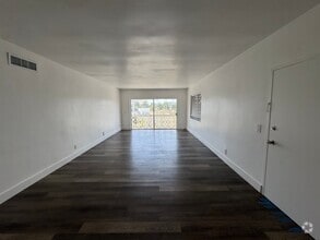 Building Photo - 9700 E Bay Harbor Dr