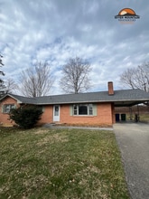 Building Photo - 600 Broce Dr