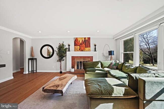 Building Photo - 5108 33rd St NW