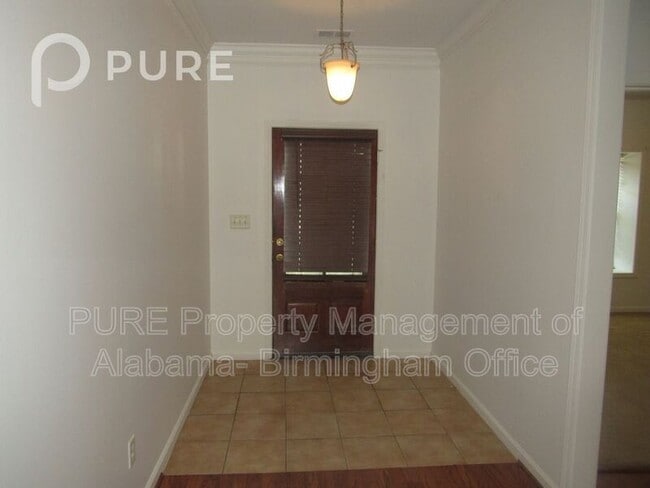 Building Photo - 6123 Broadwing Rd