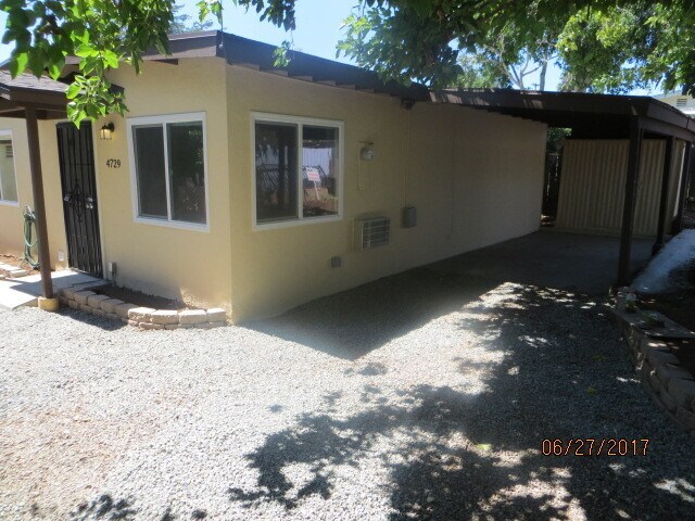 Foto del edificio - Quiet 2 Bedroom House in La Mesa