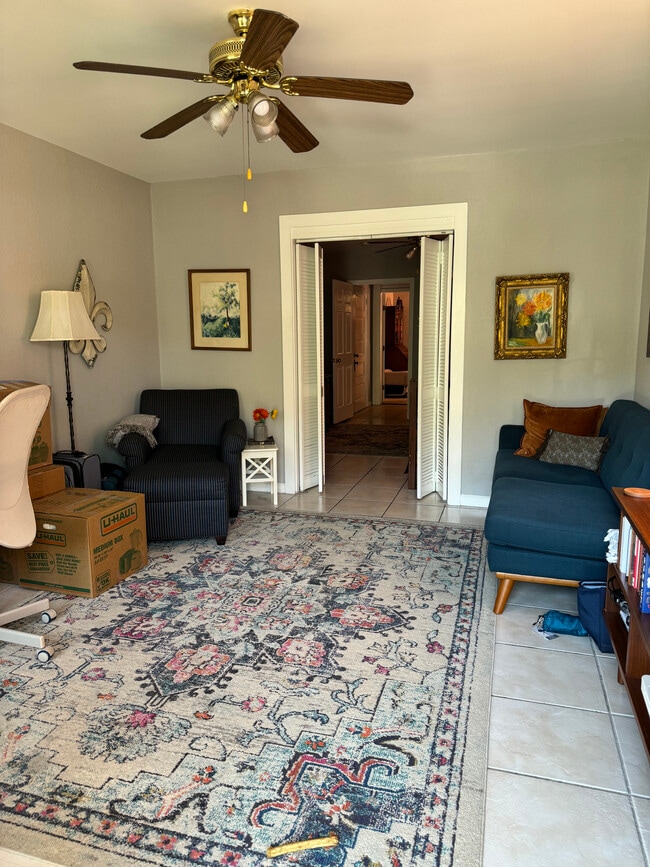 Foto del edificio - 309 S Alexander St