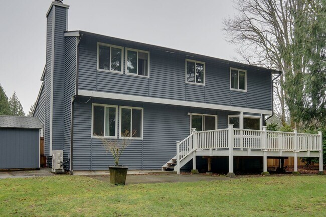 Foto del edificio - Kent Tri-level home