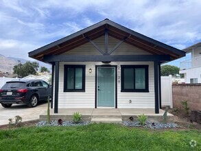Building Photo - 2128 El Sereno Ave