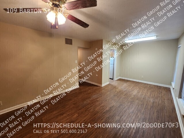 Building Photo - 109 Barton St