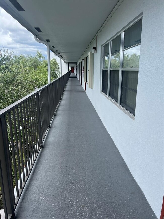 Building Photo - 1401 SW 135th Ter