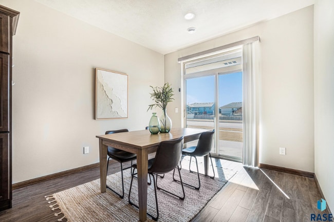 Building Photo - 8907 Annabelle St