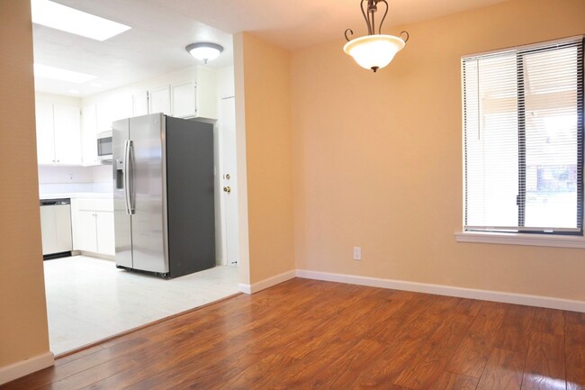 Building Photo - Spacious 3-bedroom home in Union City – Pl...