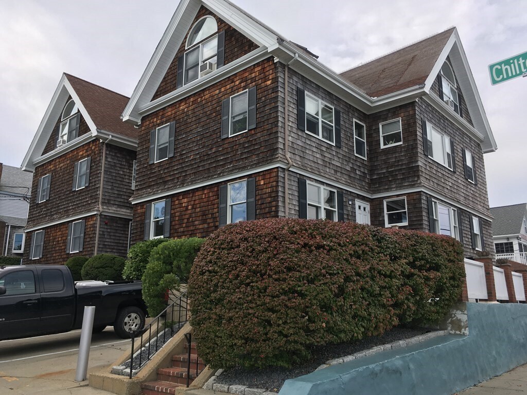 Primary Photo - 24 Chilton St