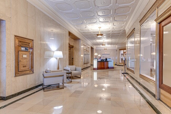 Building Photo - 310 S Michigan Ave