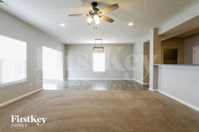 Building Photo - 403 Tracewood Bend