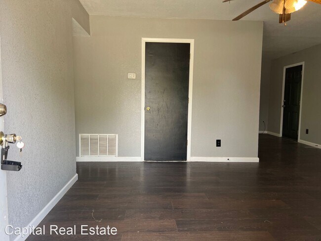 Foto del edificio - 3 br, 2 bath House - 117 Lou Drive