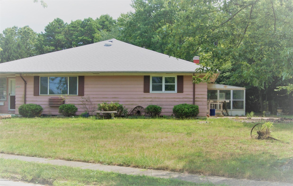 2101 Hovsons Blvd, Toms River, NJ 08753 House Rental in Toms River