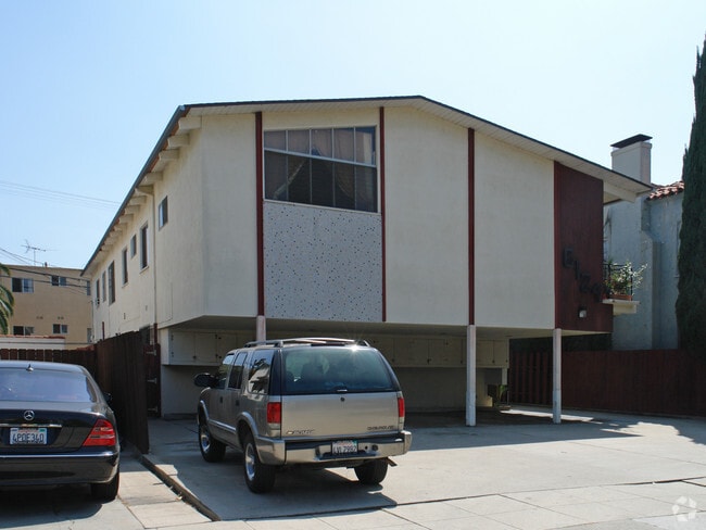 Building Photo - 6124 Alcott St