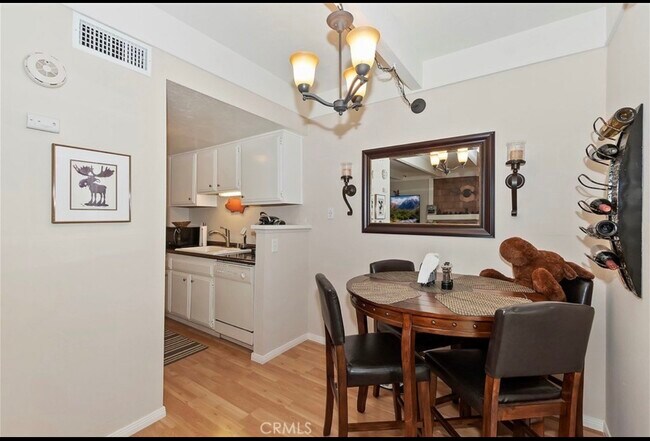 Foto del edificio - 209 Cool Creek Ln