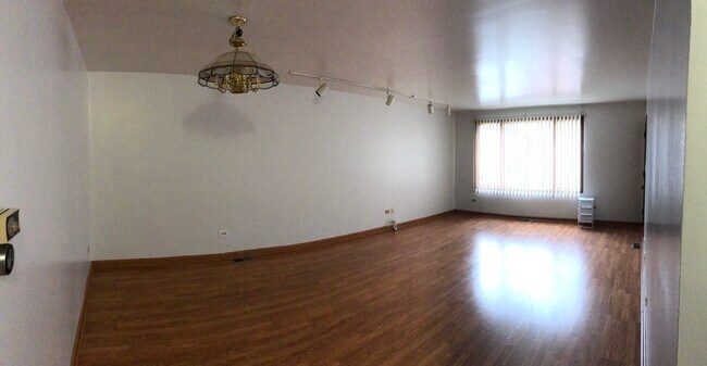 Foto del edificio - 221 W 24th St
