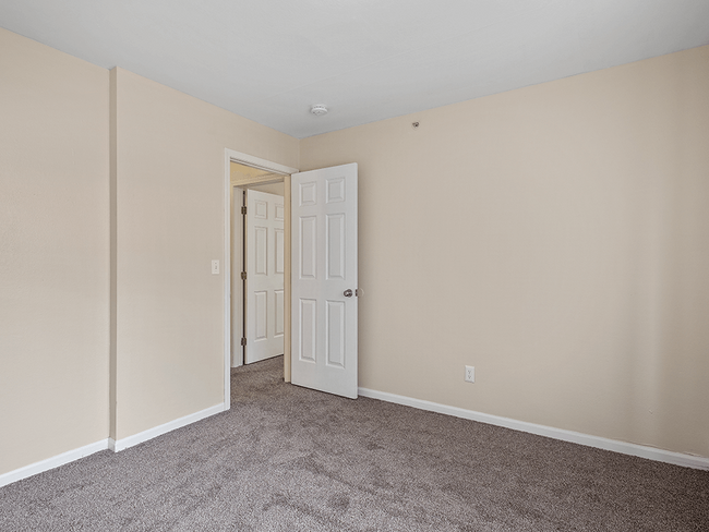 We have Carpeted Bedrooms! - Shores of Roosevelt Park