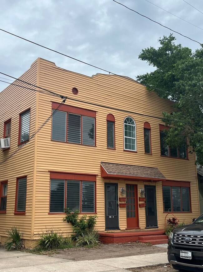 Building Photo - 214 Fremont Ave