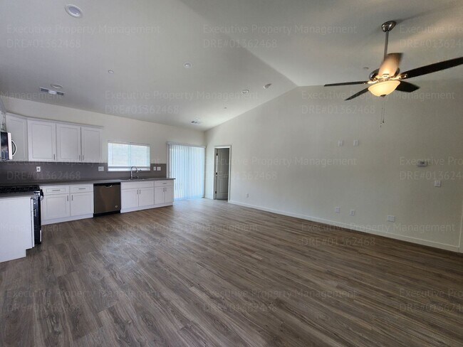 Building Photo - 8603 Grandy St